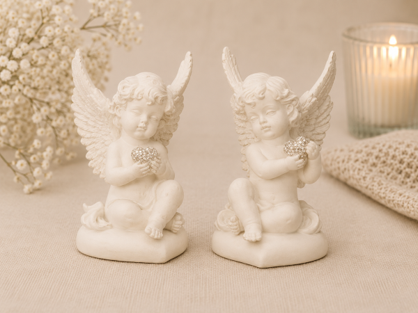 Engel sitzend auf Herz m.Diamantherz h13cm b7cm VE=2 St.